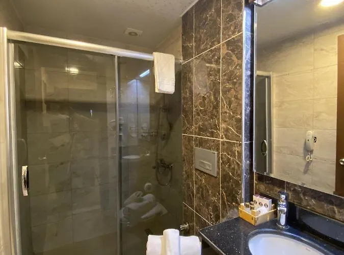 Emily Rose Hotel